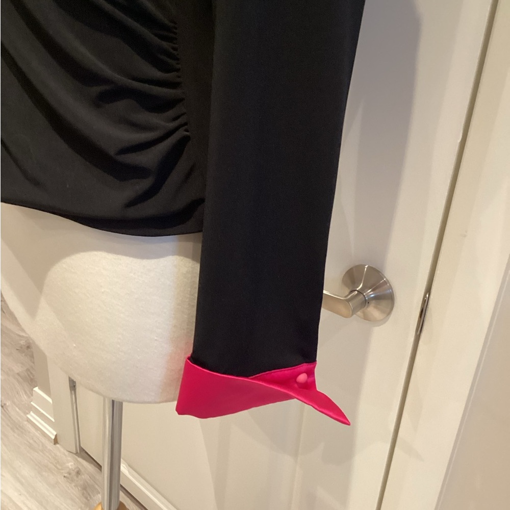 Chic Black and Pink Wrap Blouse with Notched Collar - Picture 4 of 5